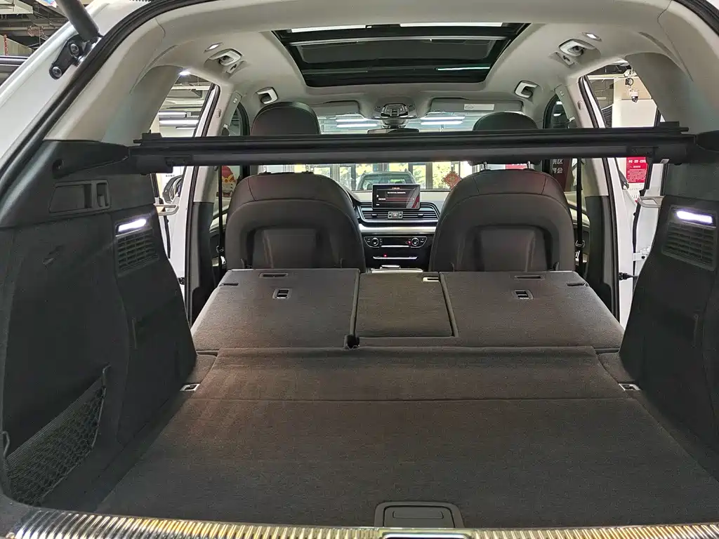 Audi Q5L — миниатюра 15