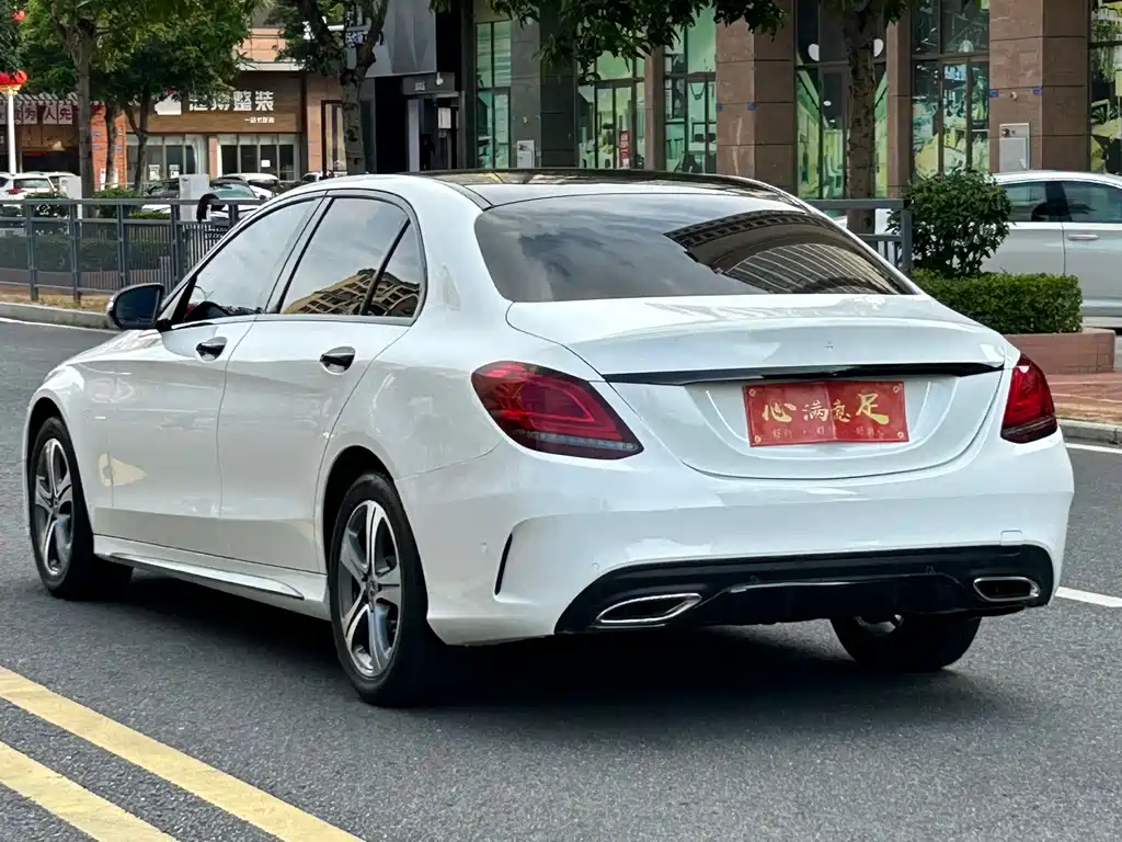 Mercedes-Benz C-Class — миниатюра 32