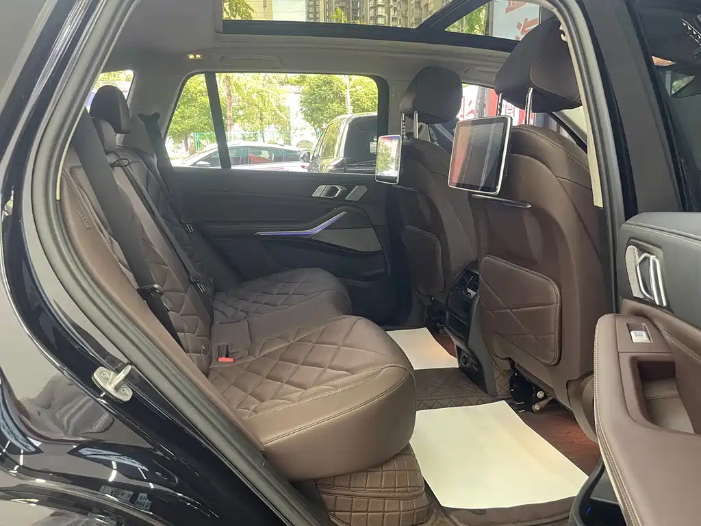 BMW X5 — миниатюра 17