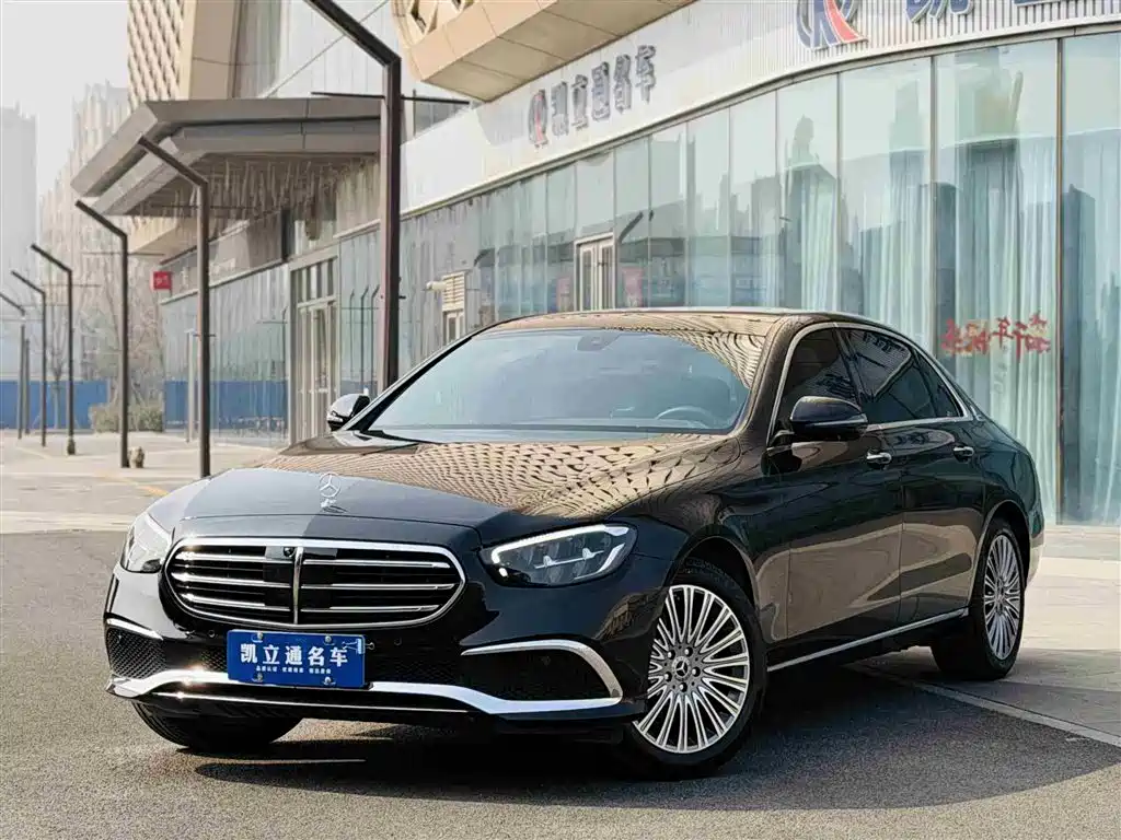 Mercedes-Benz E-Class 2023