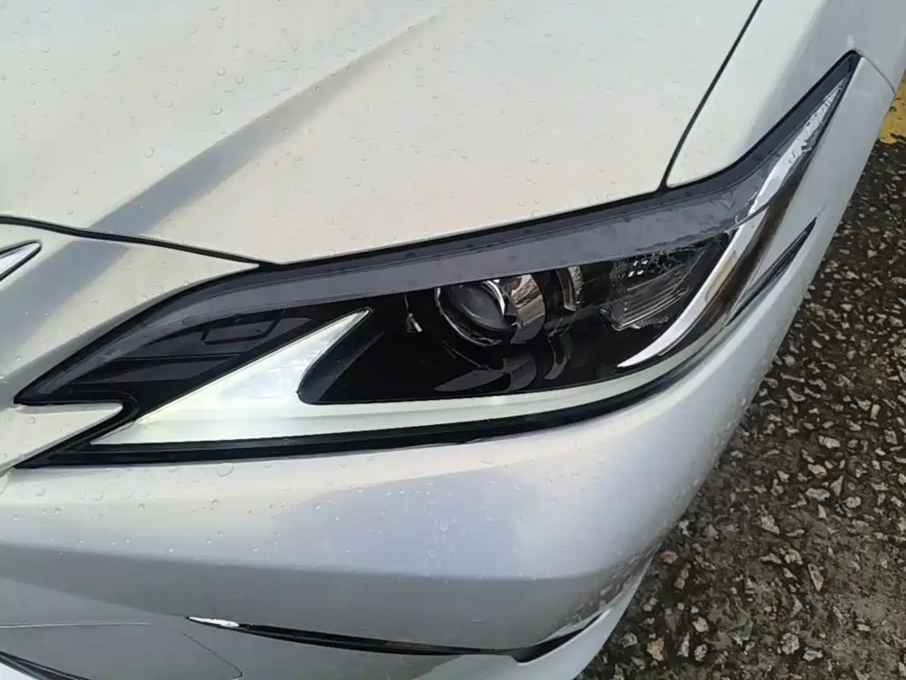 Lexus ES — миниатюра 24