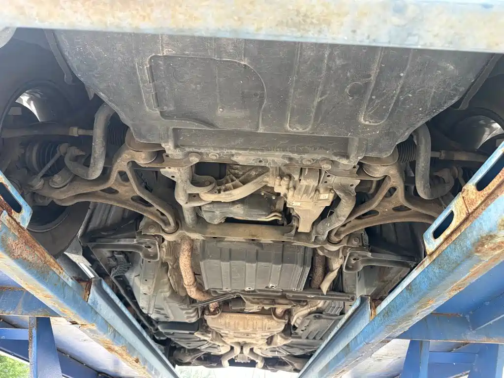 Jeep Grand Cherokee (Import) — миниатюра 31