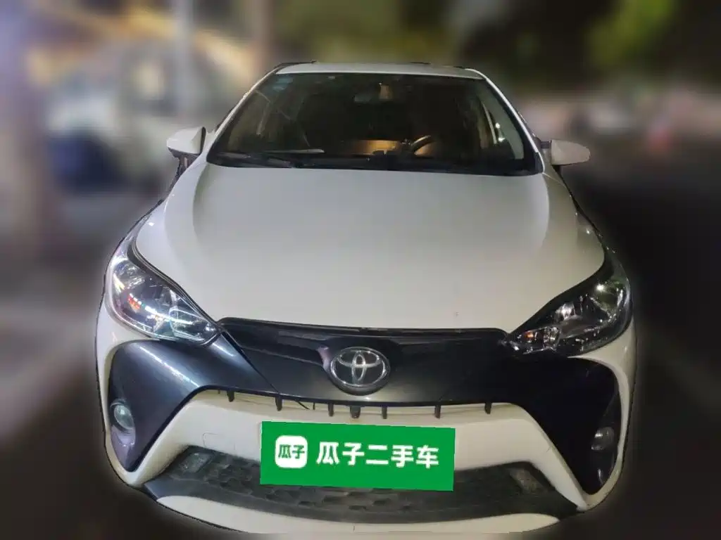 Toyota Yaris L — миниатюра 2