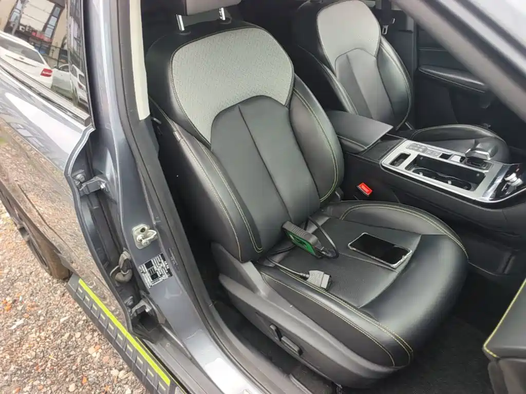 Roewe RX5 New Energy — миниатюра 25