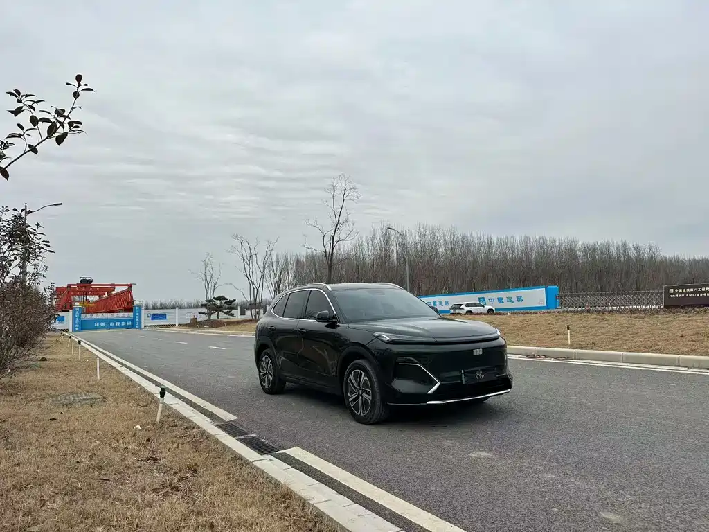 GEELY GALAXY GALAXY STARSHIP 7 EM I