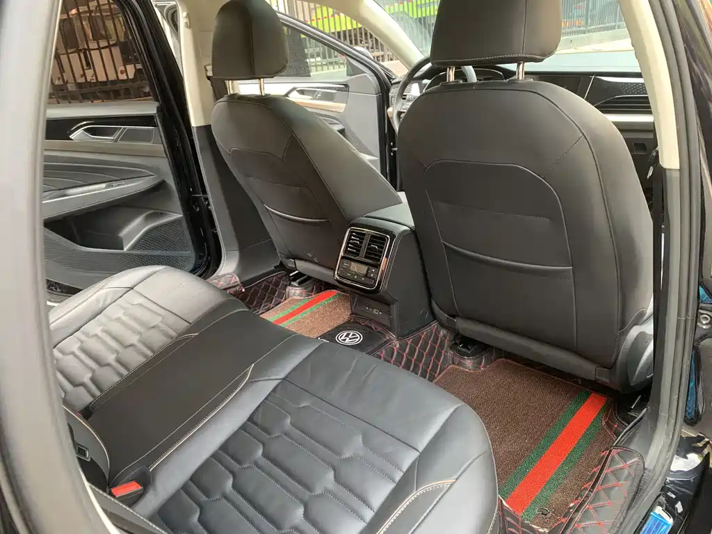 Volkswagen Passat — миниатюра 13