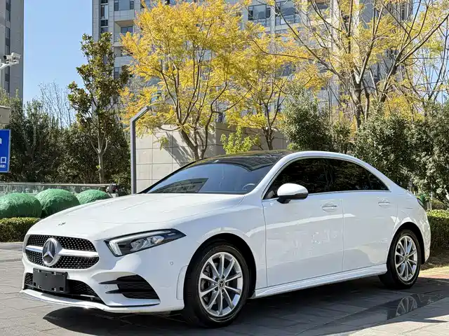 MERCEDES-BENZ A CLASS
