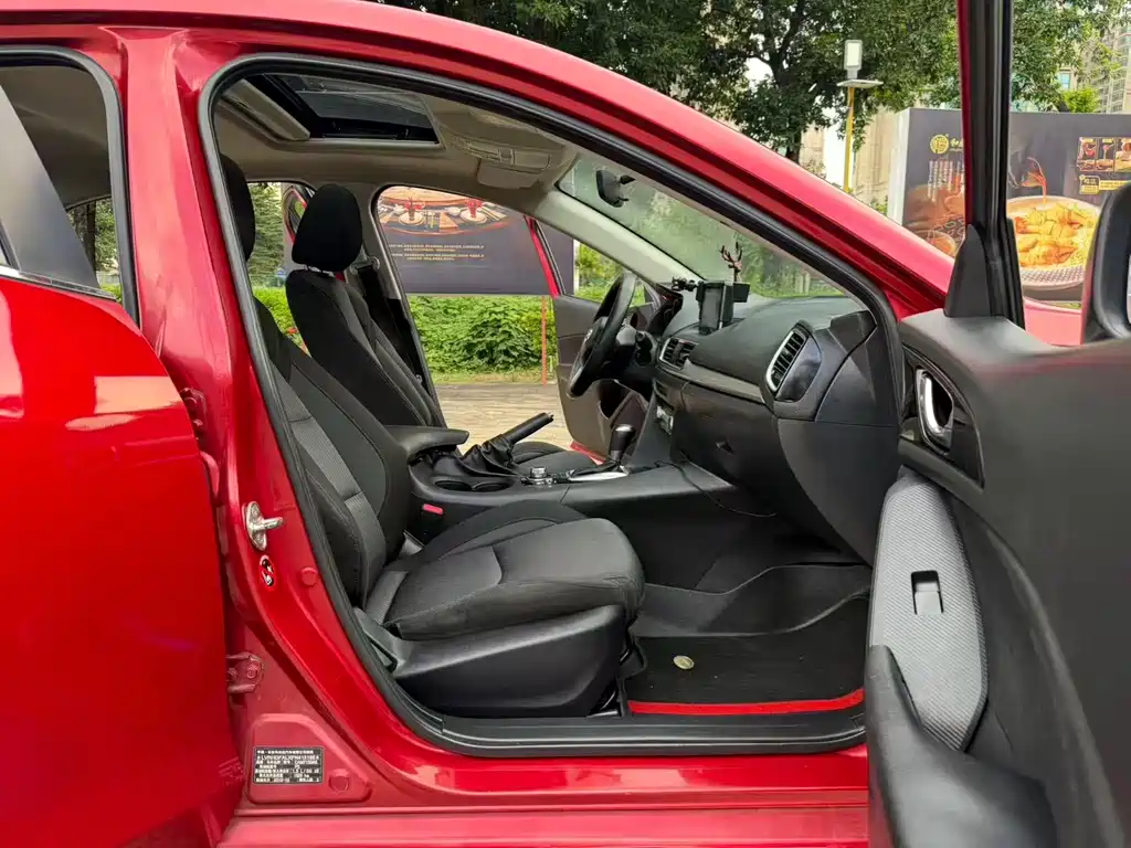 Mazda 3 Axela — миниатюра 5