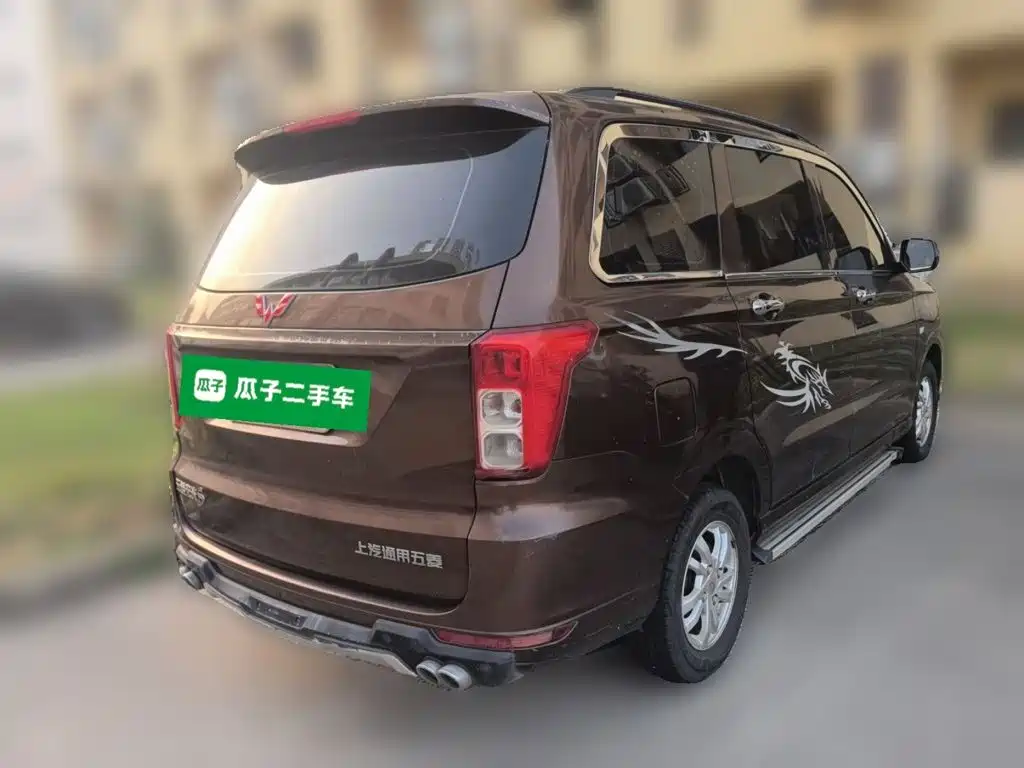 Wuling Hongguang — миниатюра 4