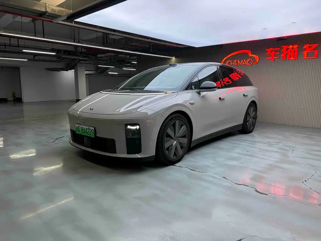 Li Auto 理想i6 2025