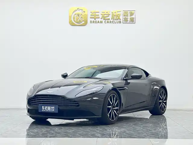ASTON MARTIN DB11 2020