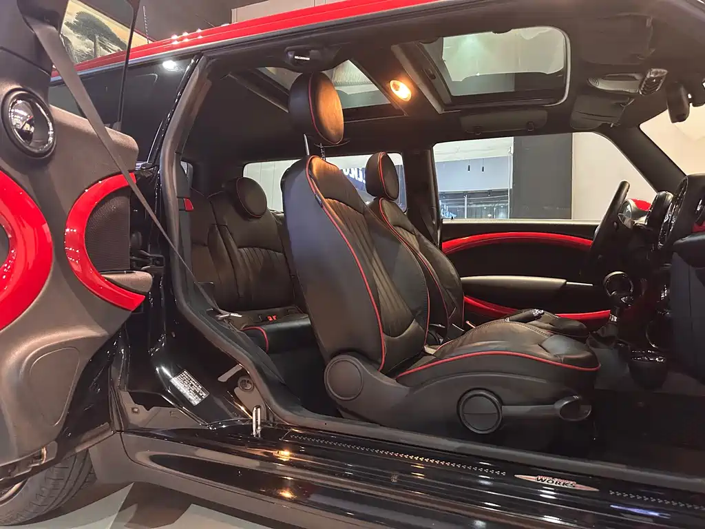 MINI Mini JCW Clubman — миниатюра 19