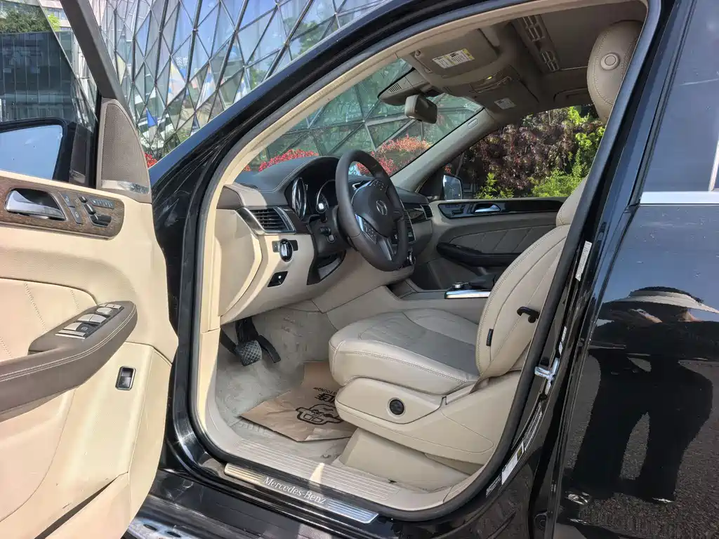 Mercedes-Benz GL-Class — миниатюра 4
