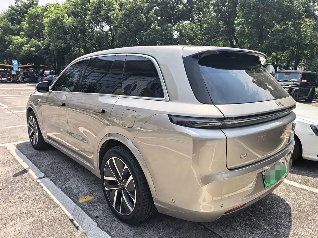 Li Auto Li L8 — миниатюра 6