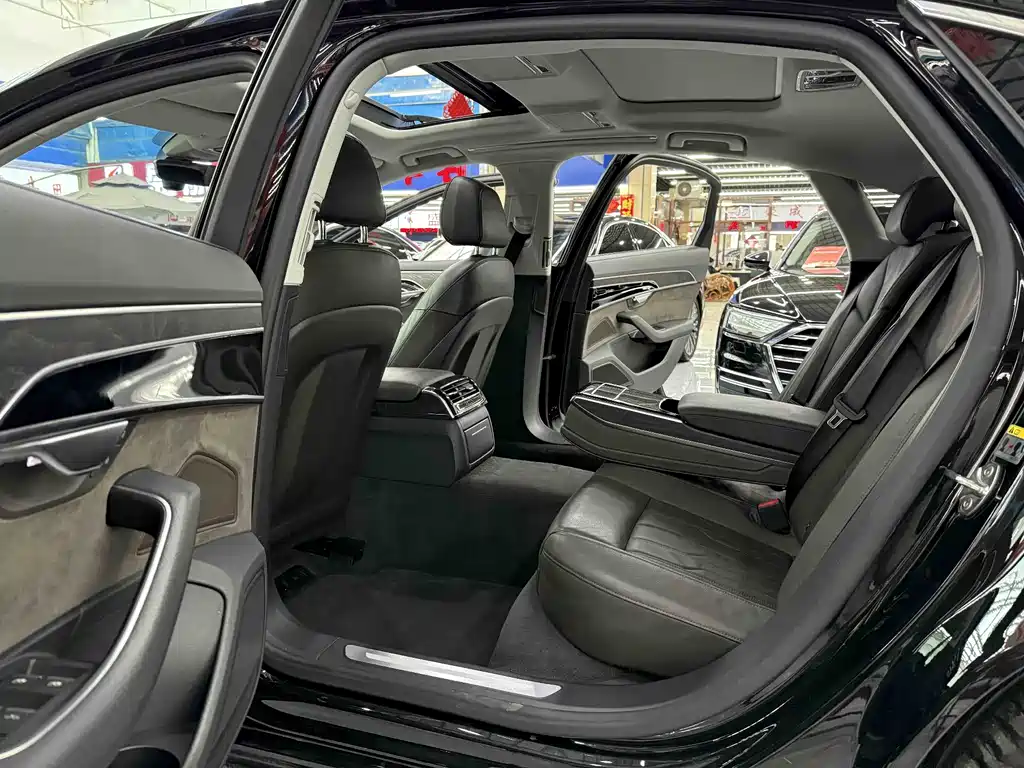Audi A8 2018 A8L 55 TFSI quattro Elite
