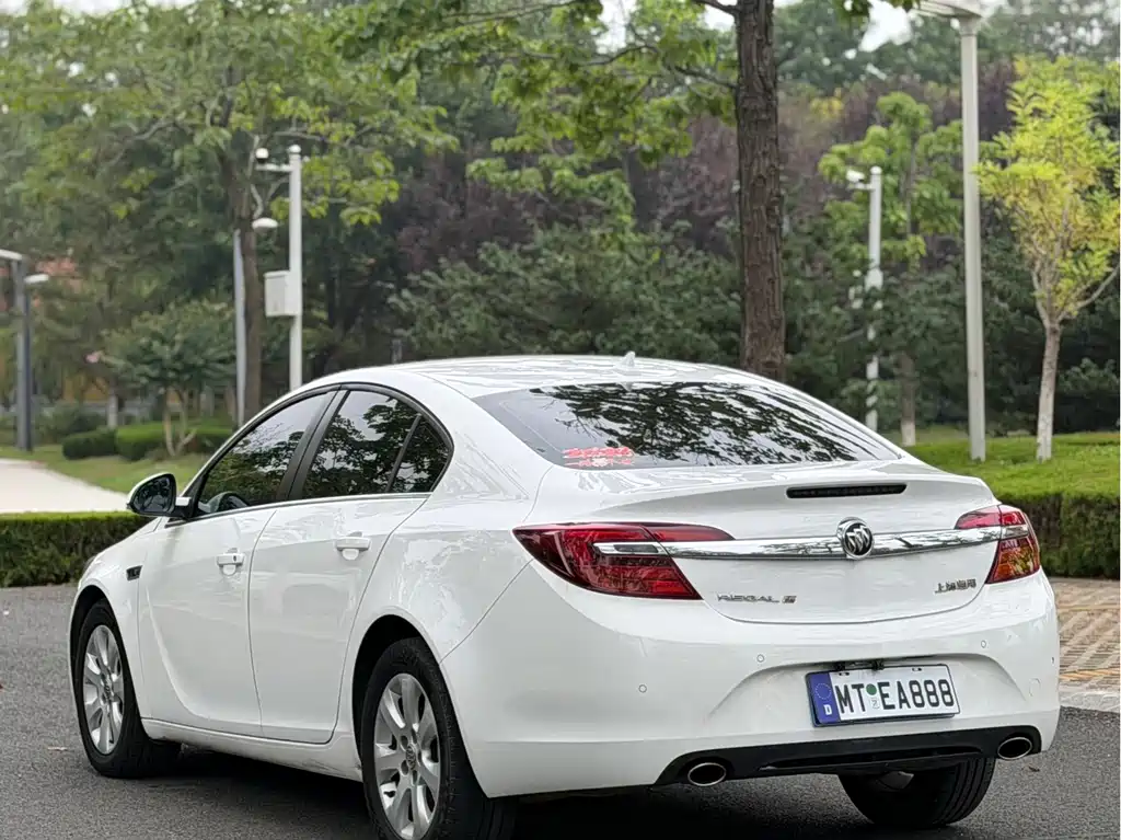 Buick Regal — миниатюра 5
