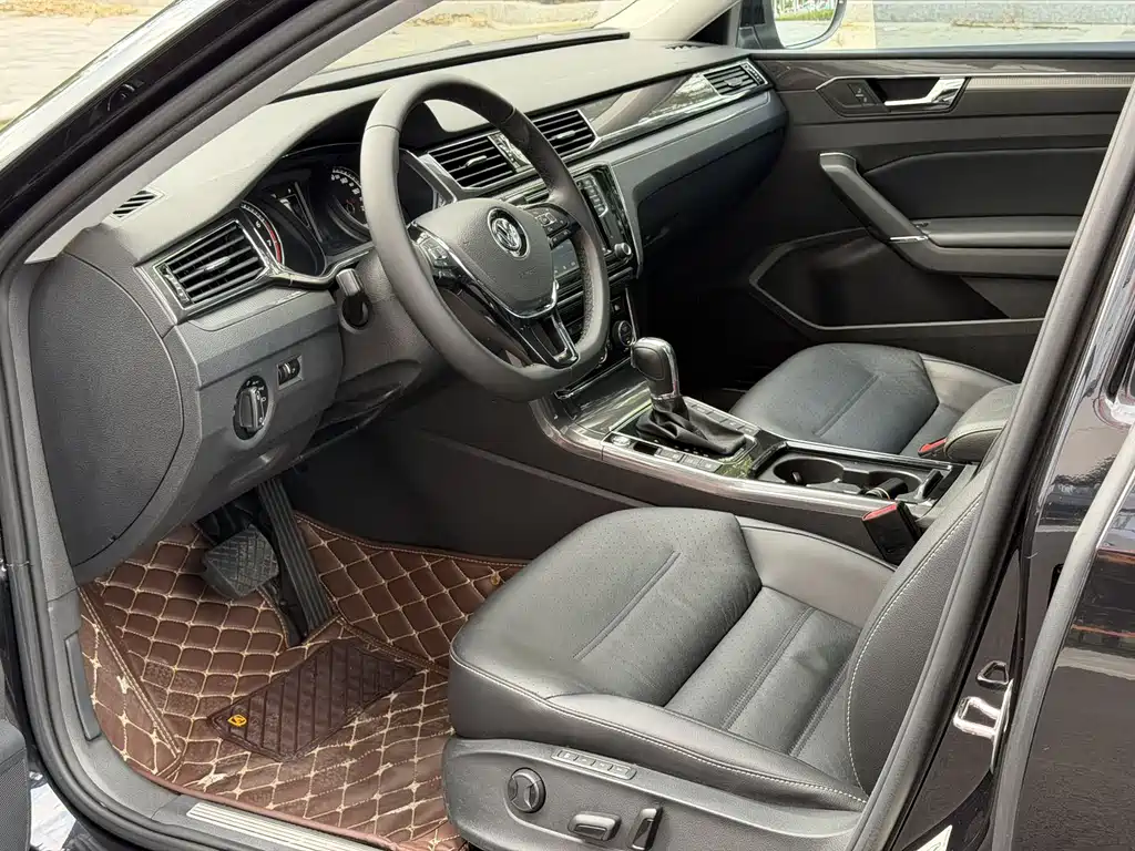 Volkswagen Passat — миниатюра 8