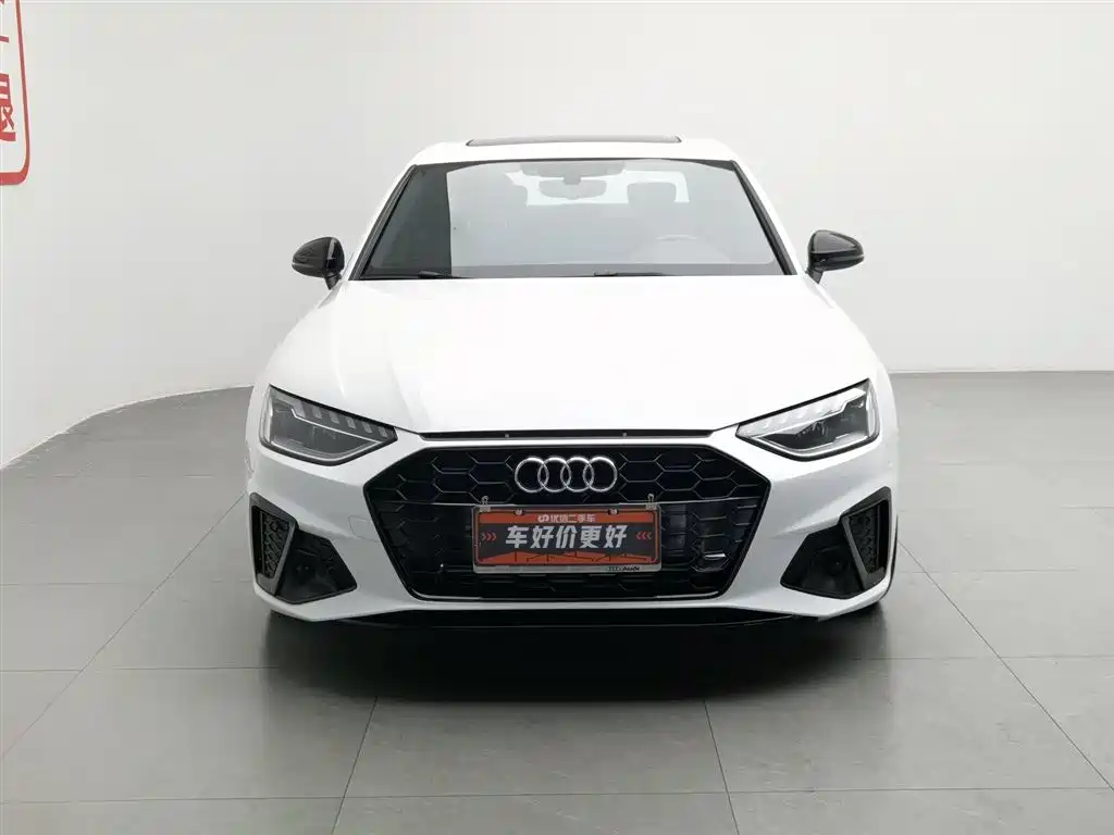 Audi A4L 2023 40 TFSI Luxury