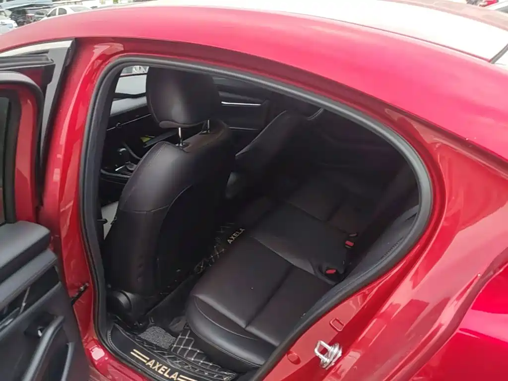 Mazda 3 Axela — миниатюра 22