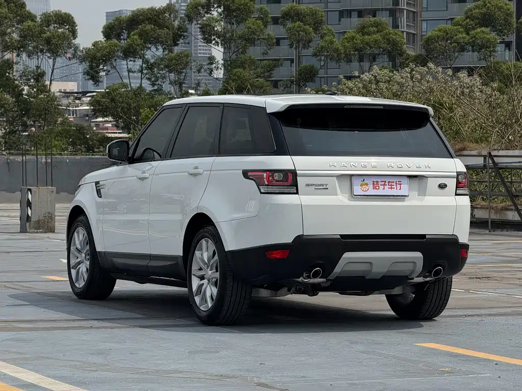 Land Rover Range Rover Sport 2017 3.0 SC V6 SE