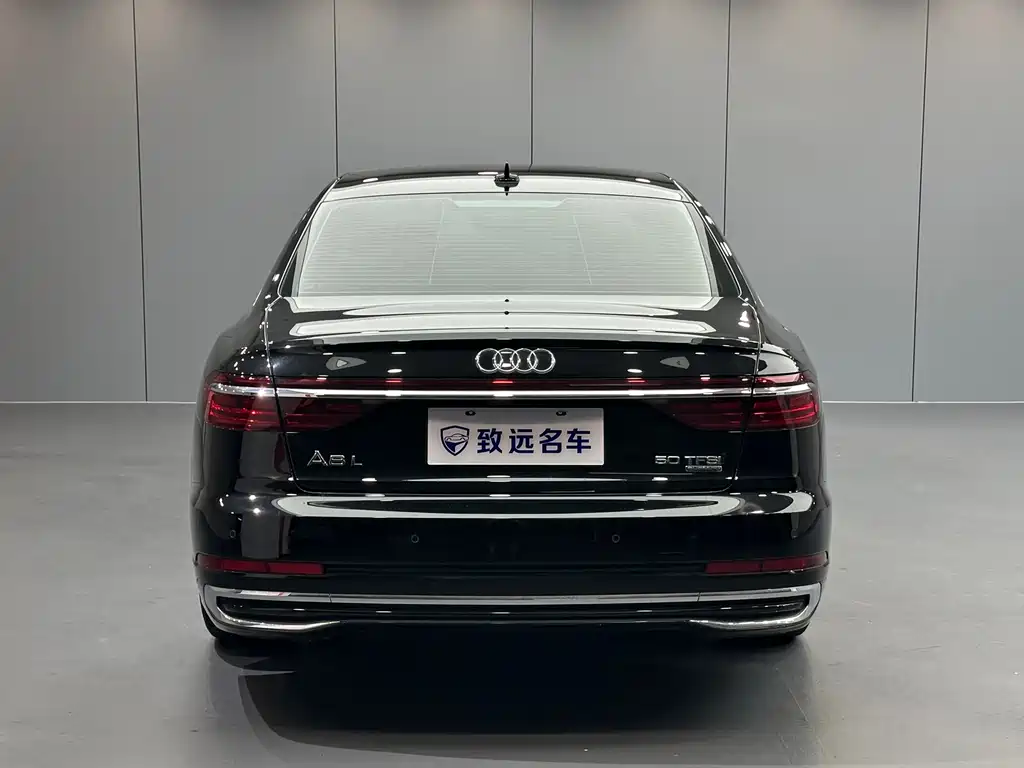 Audi A8 — миниатюра 4