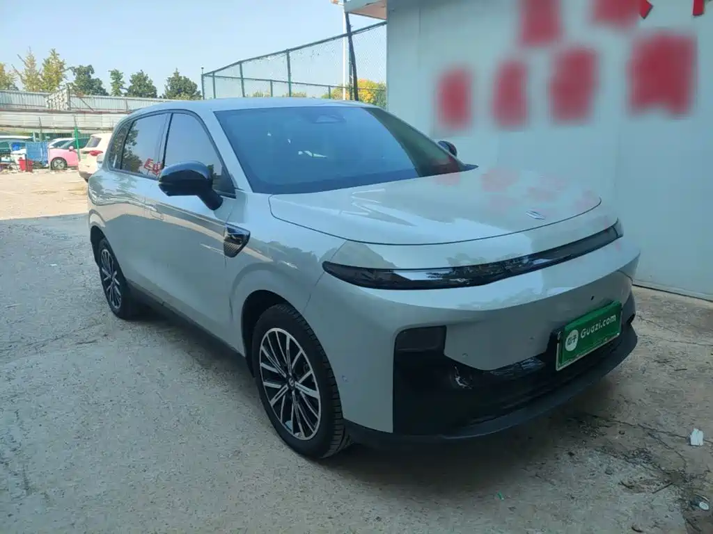 Leapmotor Leapmotor B10 — миниатюра 4