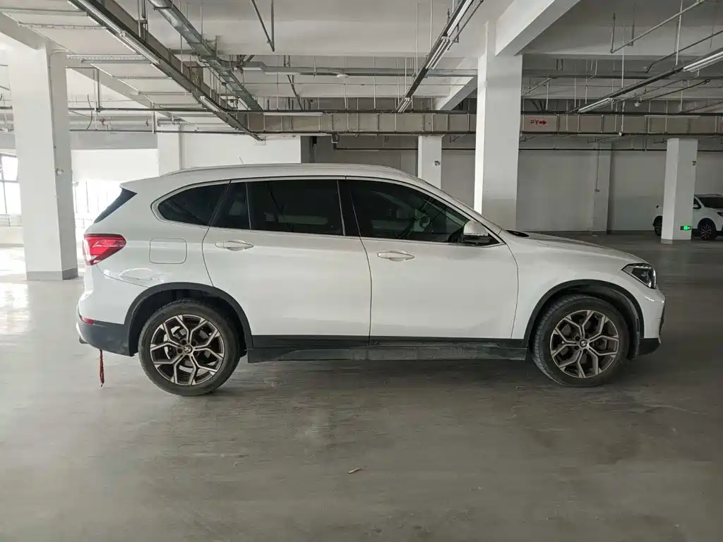 BMW X1 — миниатюра 6