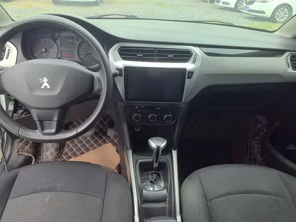 Peugeot 301 — миниатюра 10