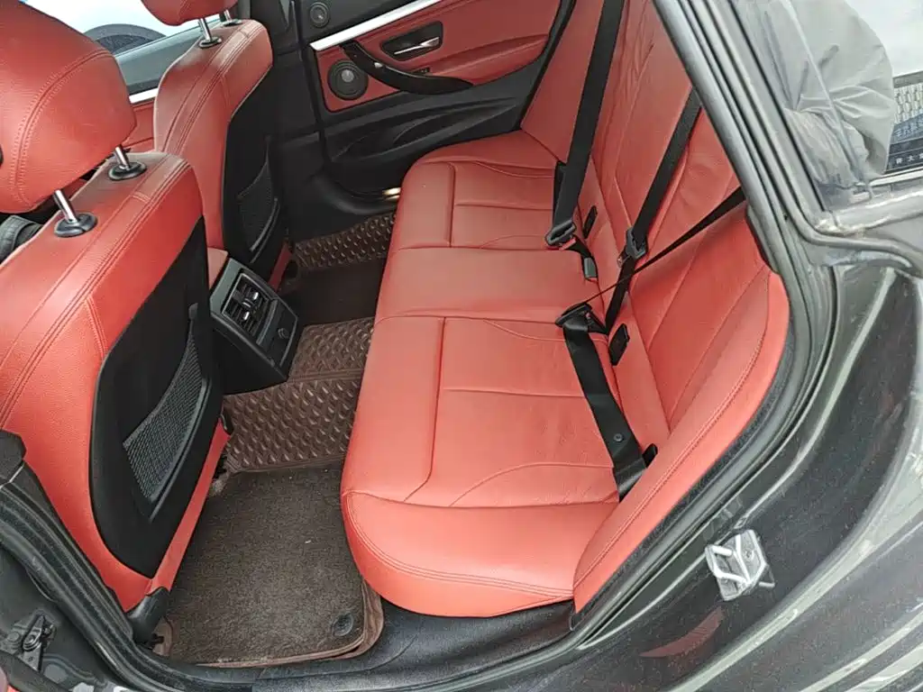 BMW 3 Series GT — миниатюра 17