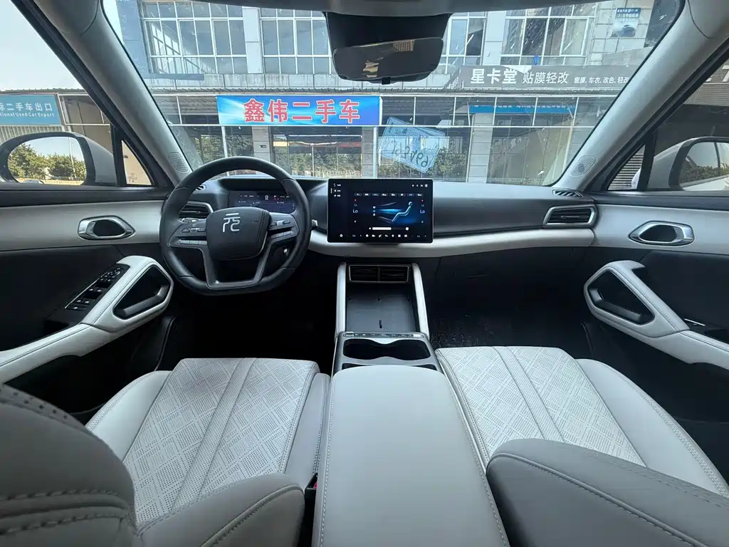 BYD Yuan UP — миниатюра 11