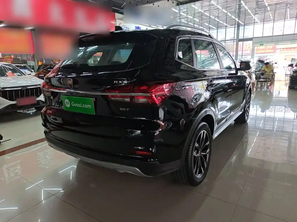 Roewe RX5 — миниатюра 7
