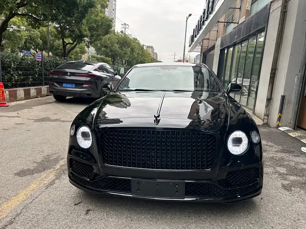 Bentley Flying Spur — миниатюра 7