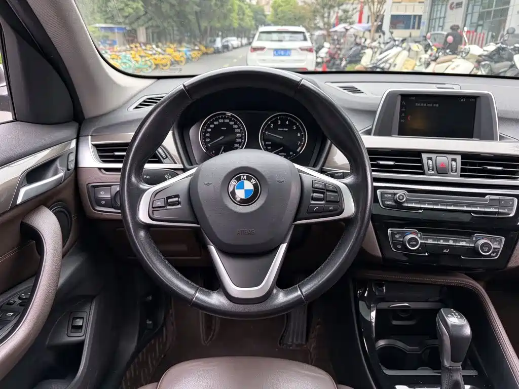 BMW X1 — миниатюра 11