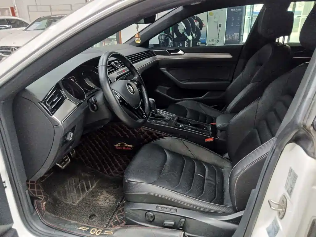 Volkswagen CC — миниатюра 8