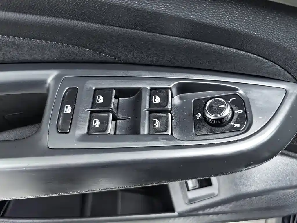 Volkswagen Passat — миниатюра 9