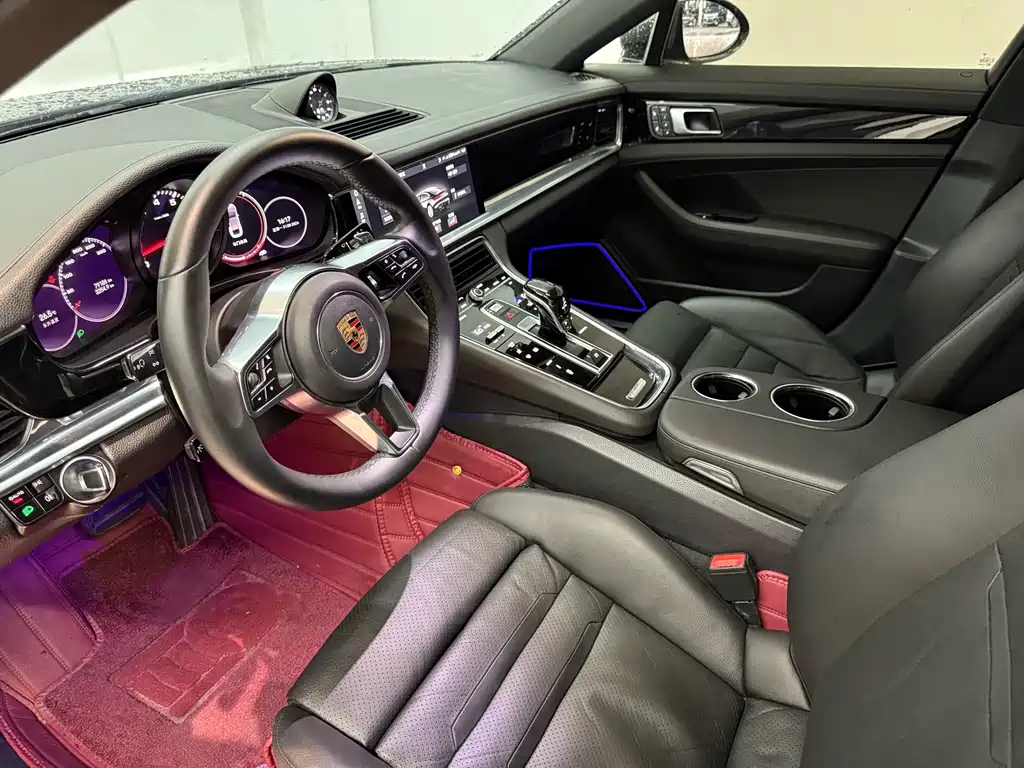 Porsche Panamera — миниатюра 4