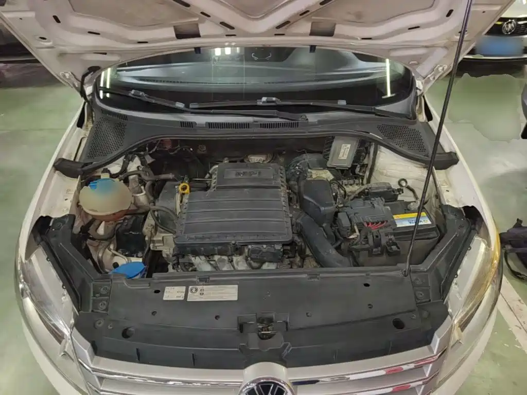 Volkswagen Santana — миниатюра 20