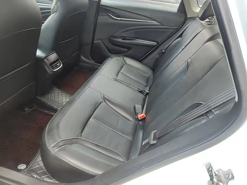 Buick Excelle — миниатюра 17