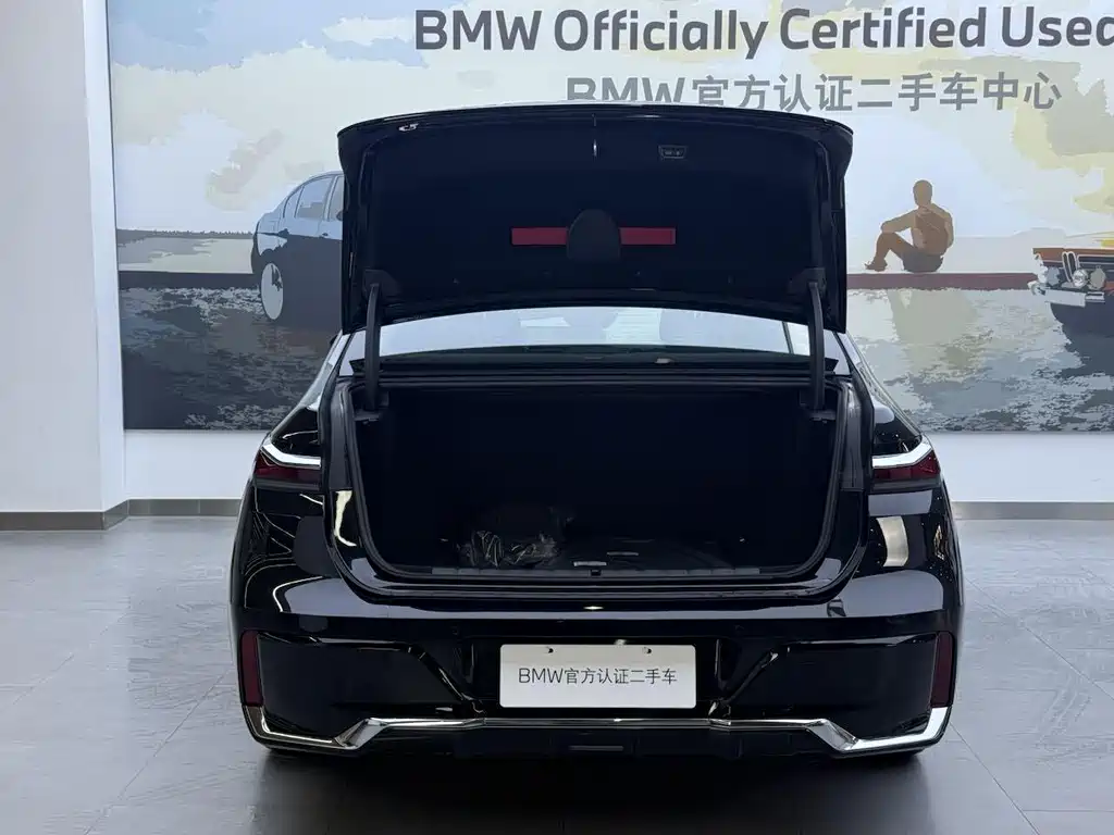 BMW 7 Series 7 2023 735Li M Sport