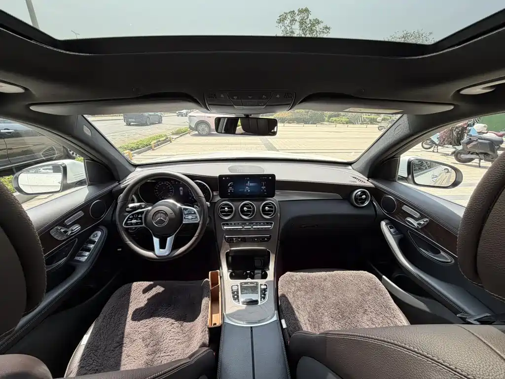 Mercedes-Benz GLC 2022 GLC 260 L 4MATIC