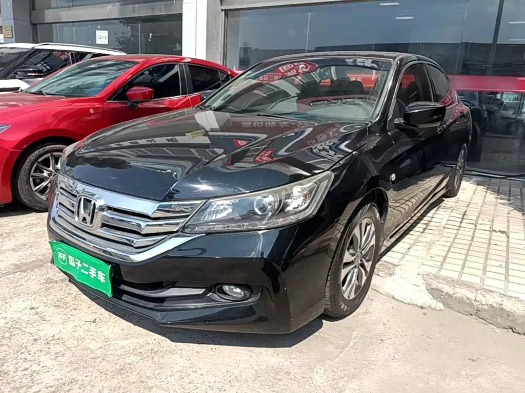 Honda Accord — миниатюра 2