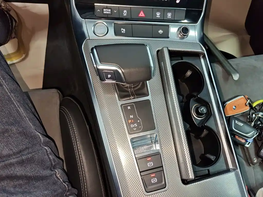 Audi A6L — миниатюра 14