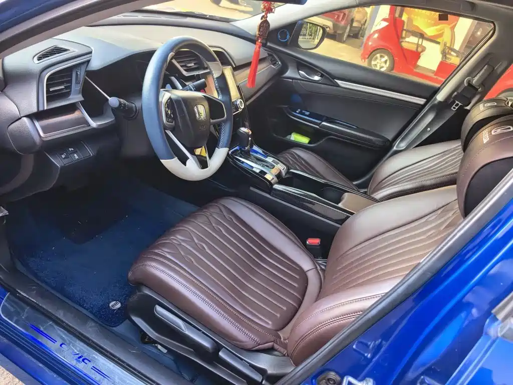 Honda Civic — миниатюра 6