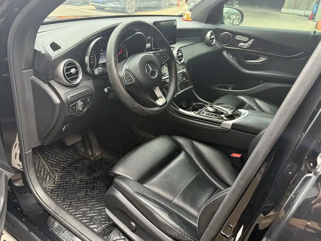 Mercedes-Benz GLC — миниатюра 6