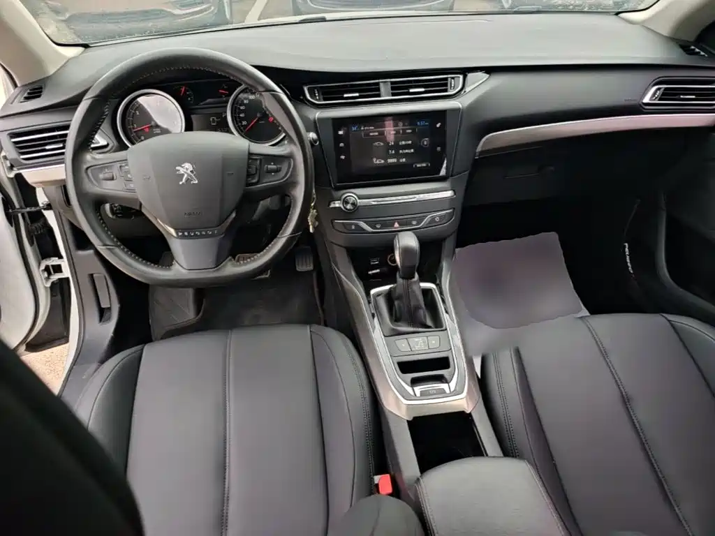 Peugeot 408 — миниатюра 10