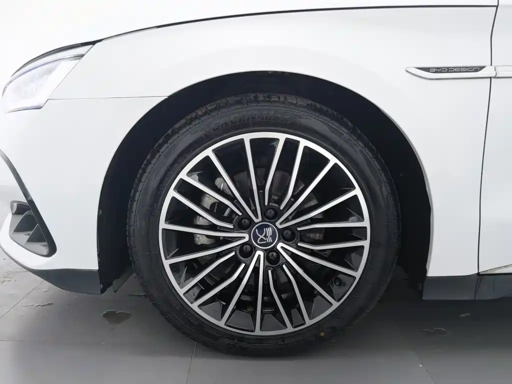 BYD Han — миниатюра 17