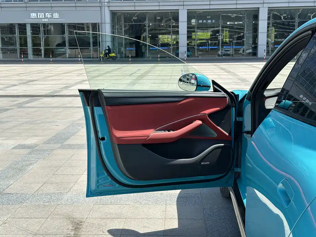 XIAOMI CAR XIAOMI SU7