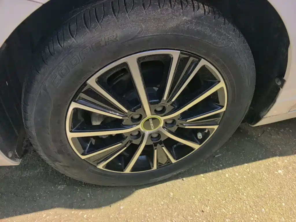 Roewe i5 — миниатюра 23