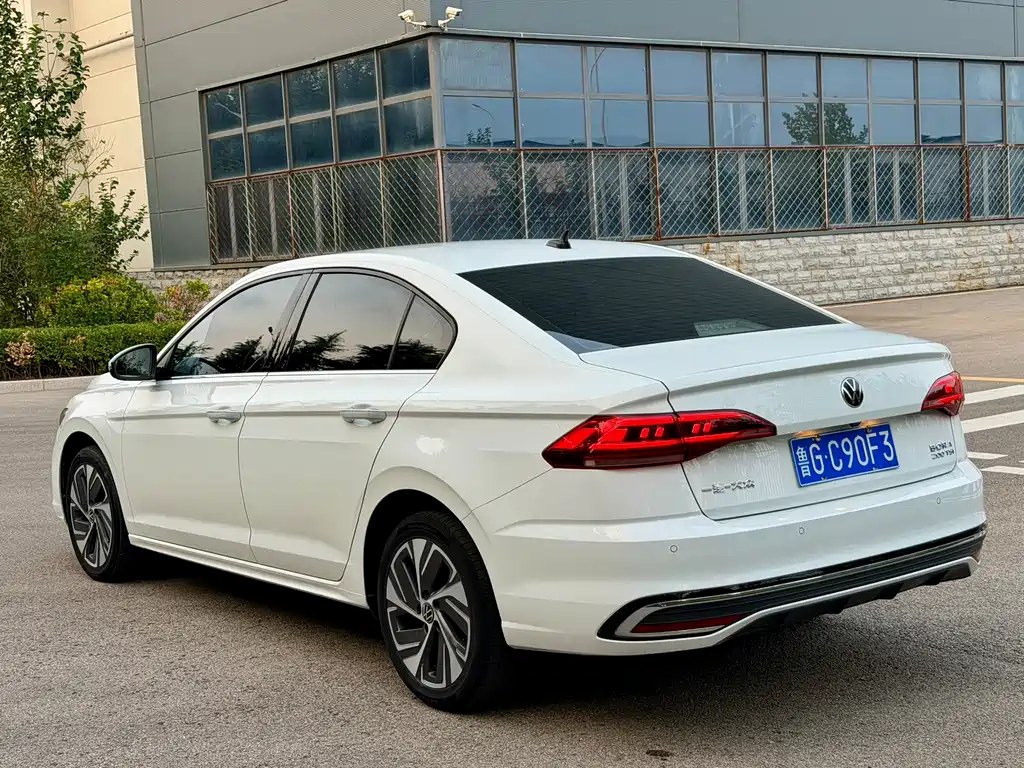Volkswagen Bora — миниатюра 13