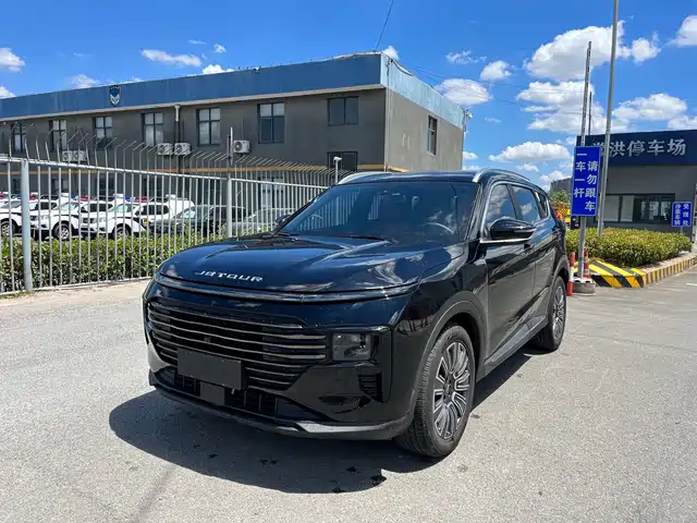 JIETU  X70 PLUS 2025